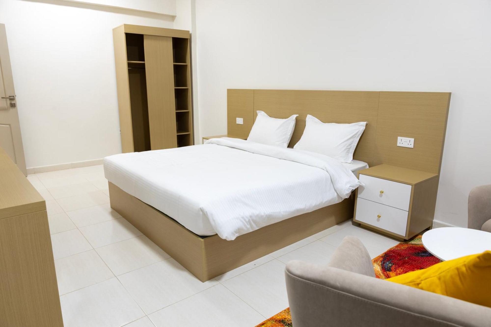 Riviera Suites , Hotel Apartement Súr Exteriér fotografie